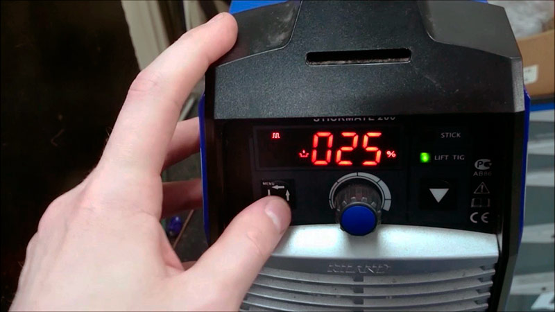 дисплей за заваръчен инвертор