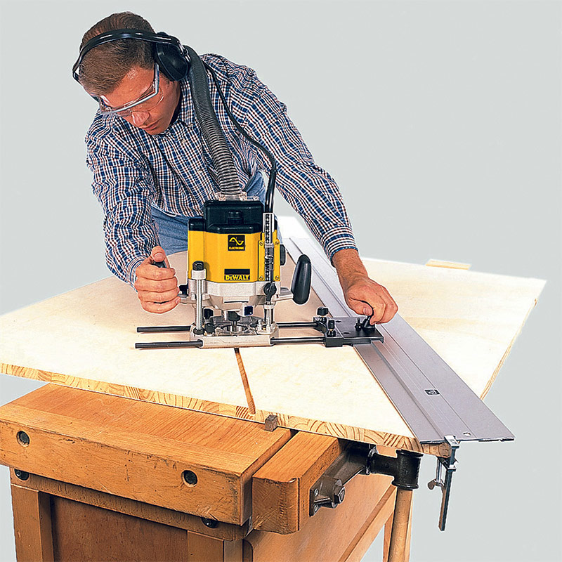 Водеща шина за фрезата