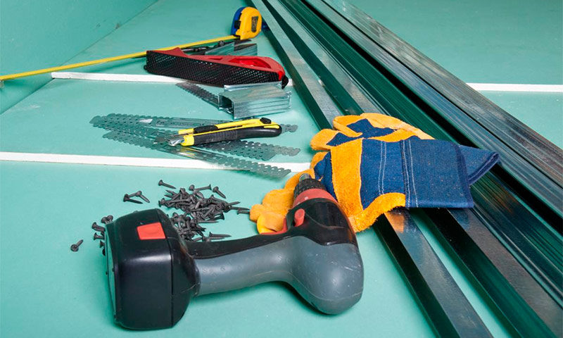 Tool for mounting drywall and profiles