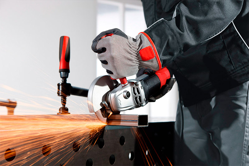 Принципът на работа на ъглошлайфите