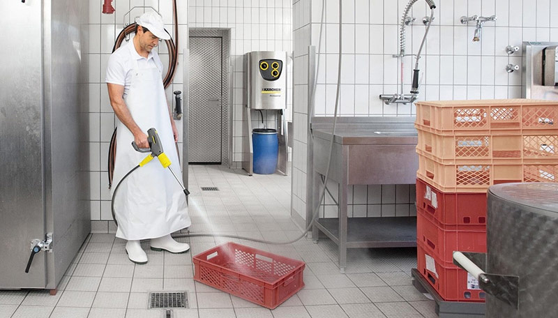 Stationaire hogedrukreiniger