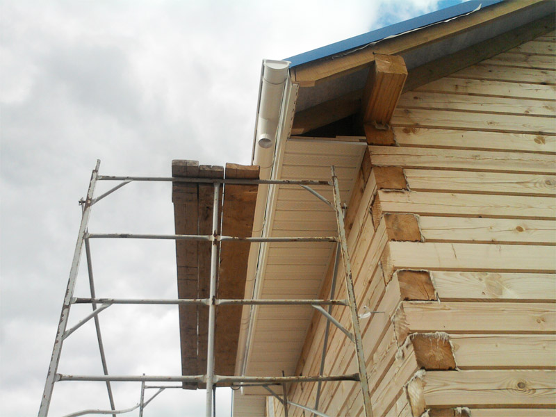 Παράδειγμα μιας προεξοχής στεφάνης