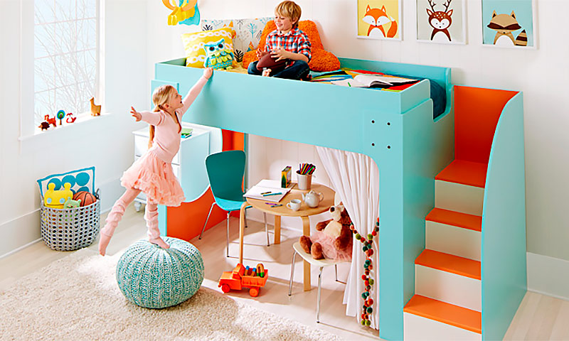 Crib bed loft with a do-it-yourself working area