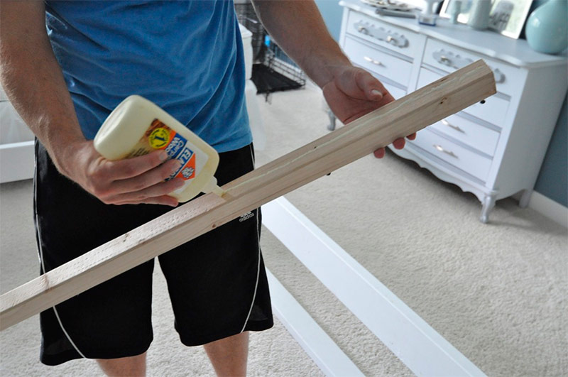 Aplicare lipici pe suporturi