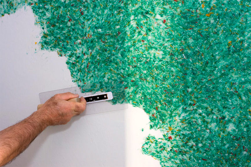 Aplicarea tapetului lichid