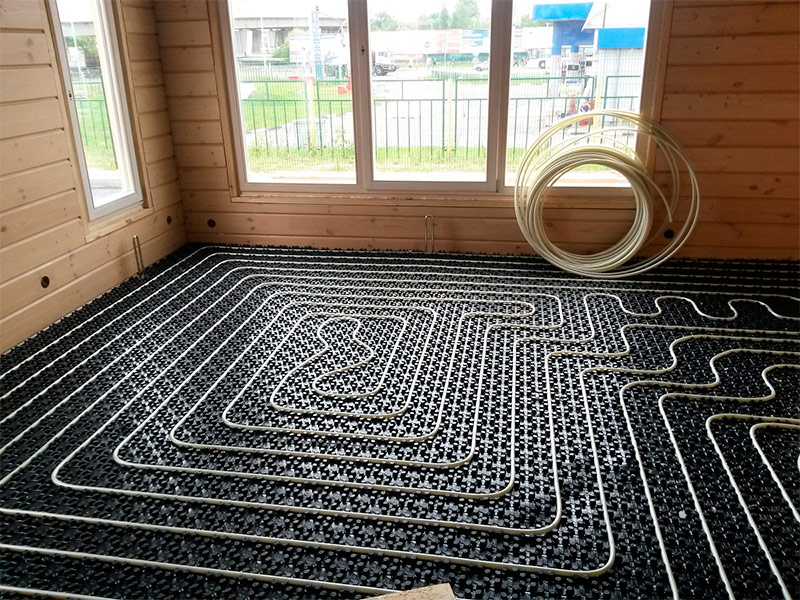 Vandens grindų šildymas