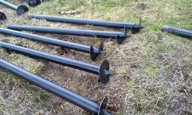 Foundation screw piles - reviews on their use