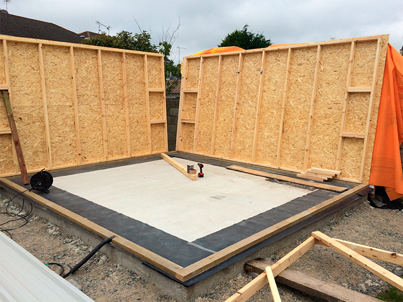 Γρήγορα πτυσσόμενες κατασκευές από την OSB