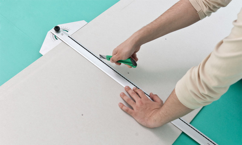 How to cut drywall and what tools to use for this